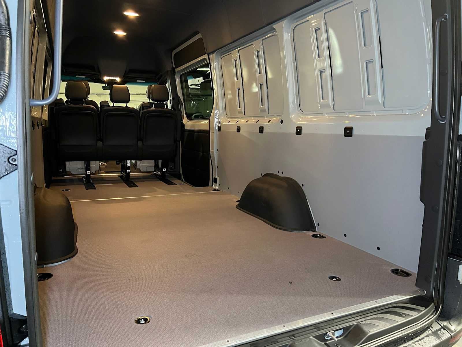 2026 Mercedes-Benz Sprinter 2500 High Roof I4 Diesel HO 170 AWD