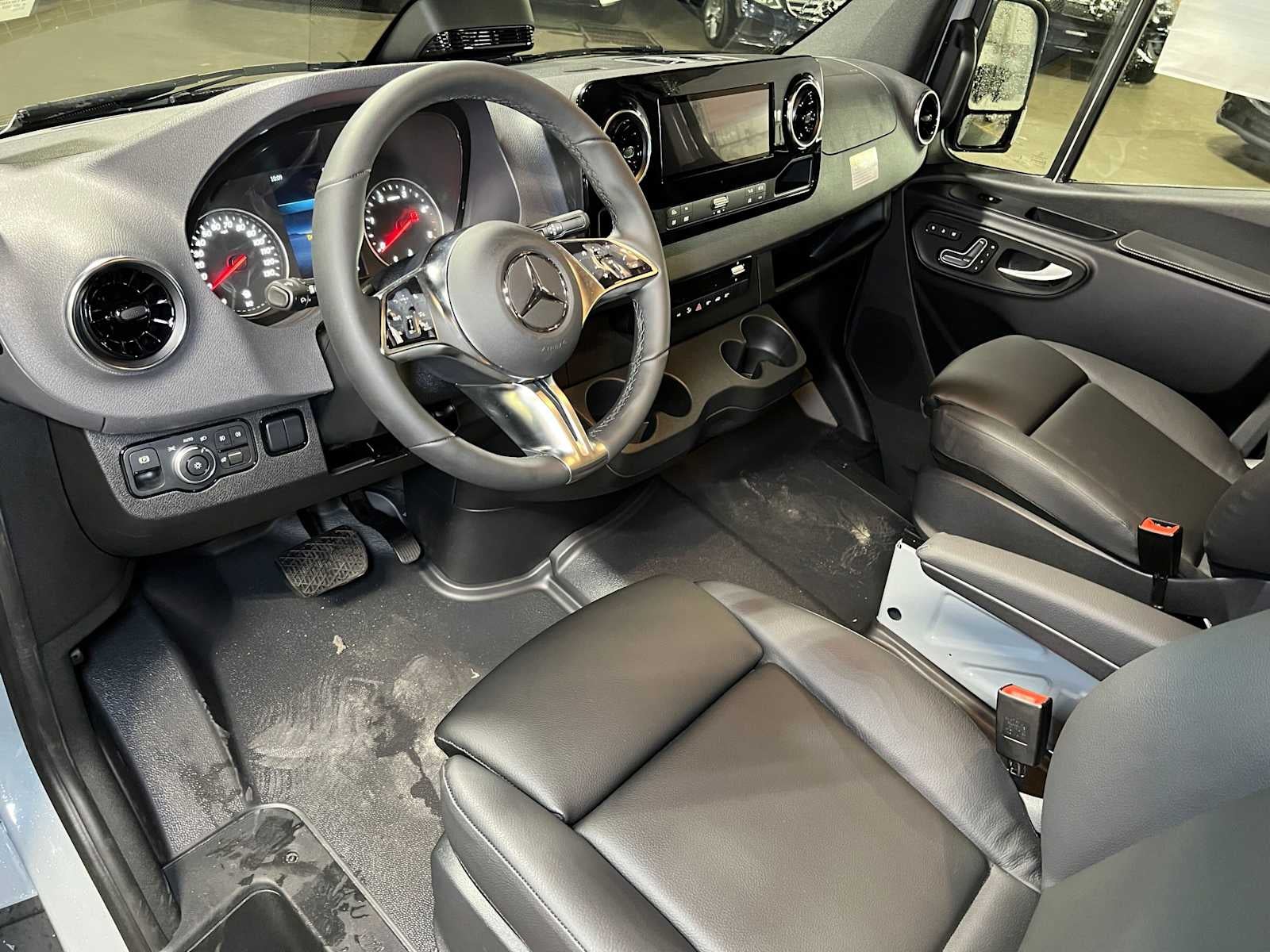 2026 Mercedes-Benz Sprinter 2500 High Roof I4 Diesel HO 170 AWD
