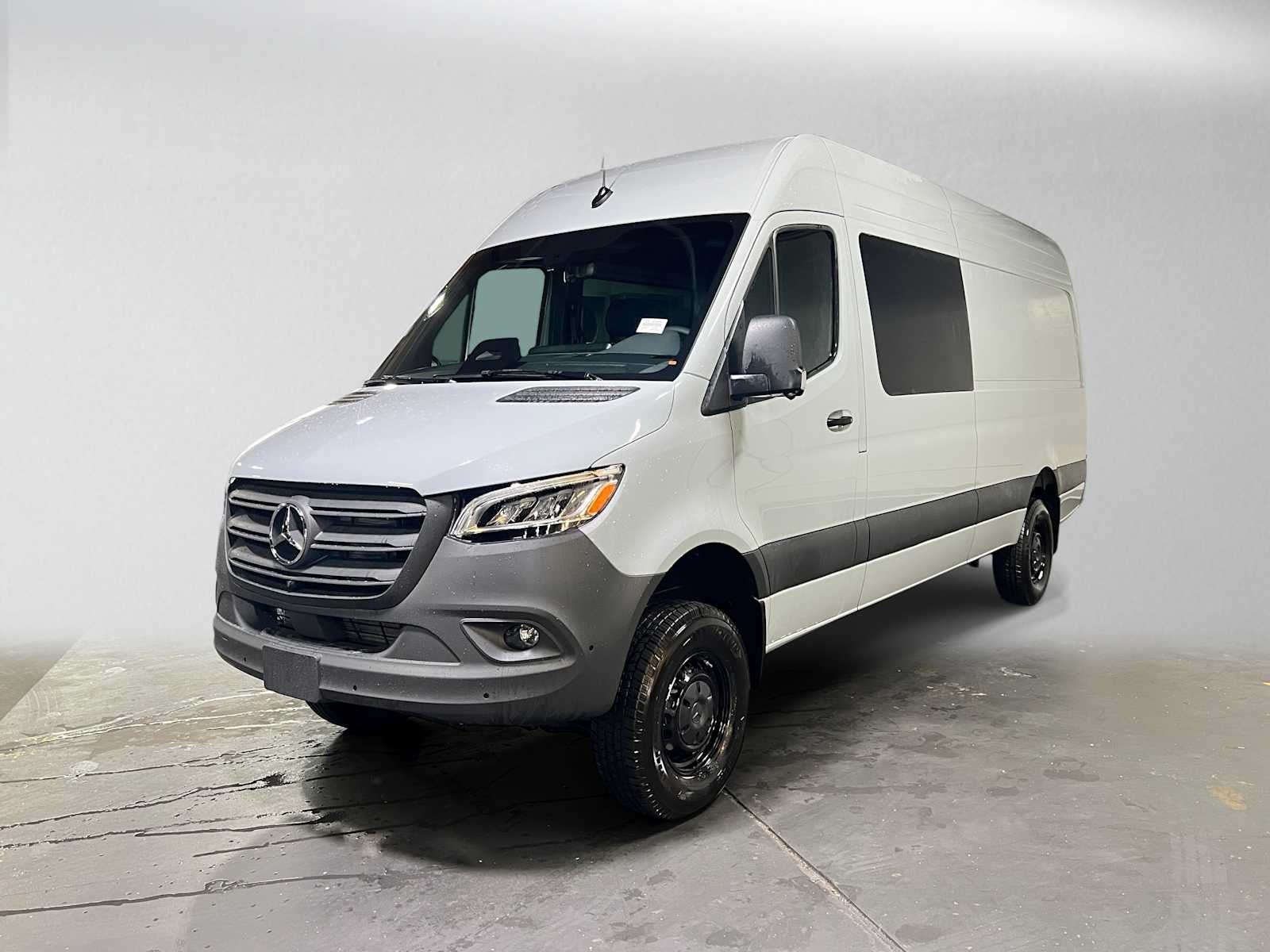 2026 Mercedes-Benz Sprinter 2500 High Roof I4 Diesel HO 170 AWD