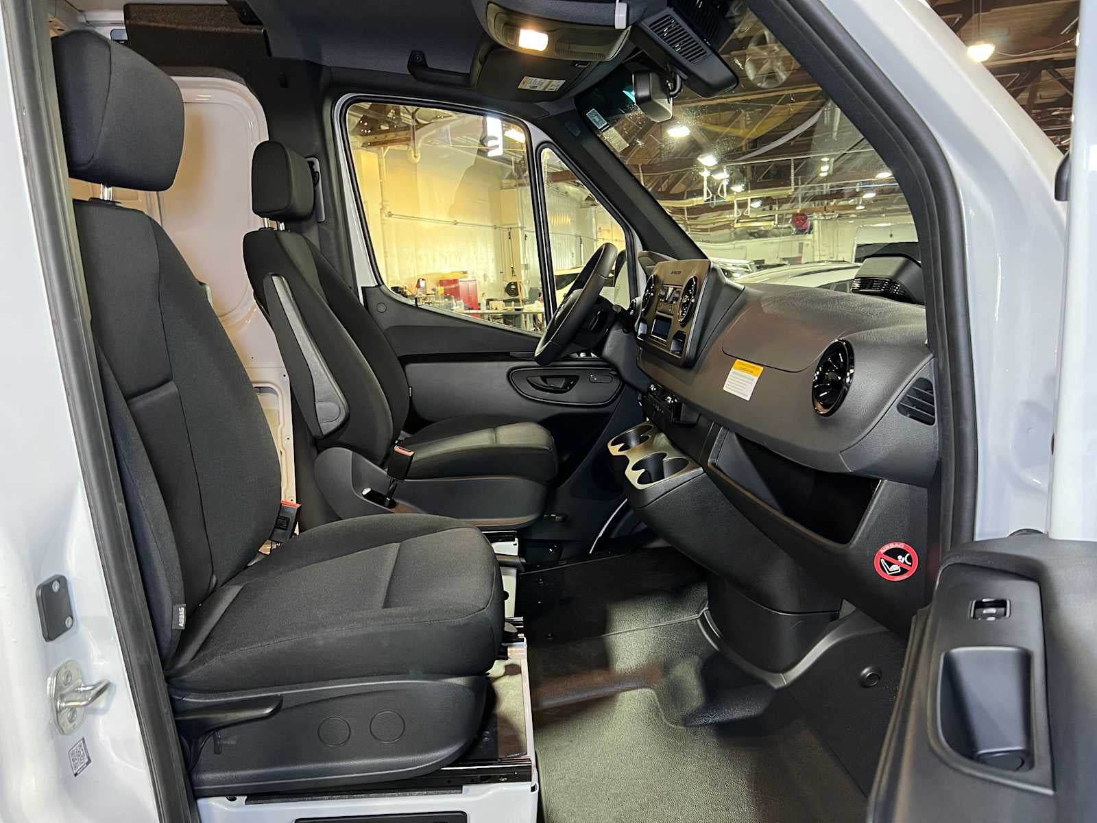2025 Mercedes-Benz Sprinter Cargo Van 2500 Standard Roof I4 Diesel 144 RWD