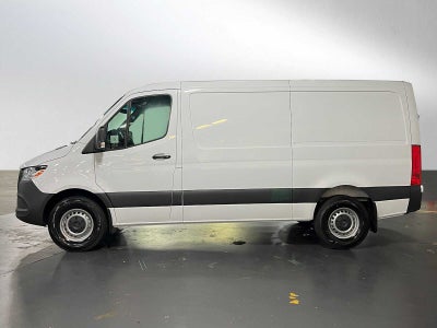 2025 Mercedes-Benz Sprinter Cargo Van 2500 Standard Roof I4 Diesel 144 RWD