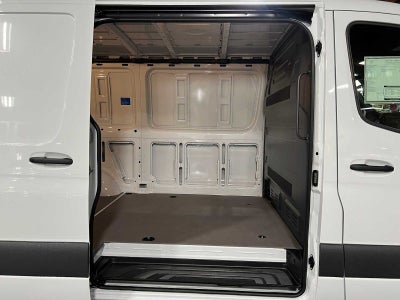 2026 Mercedes-Benz Sprinter 2500 Standard Roof I4 Diesel 144 RWD