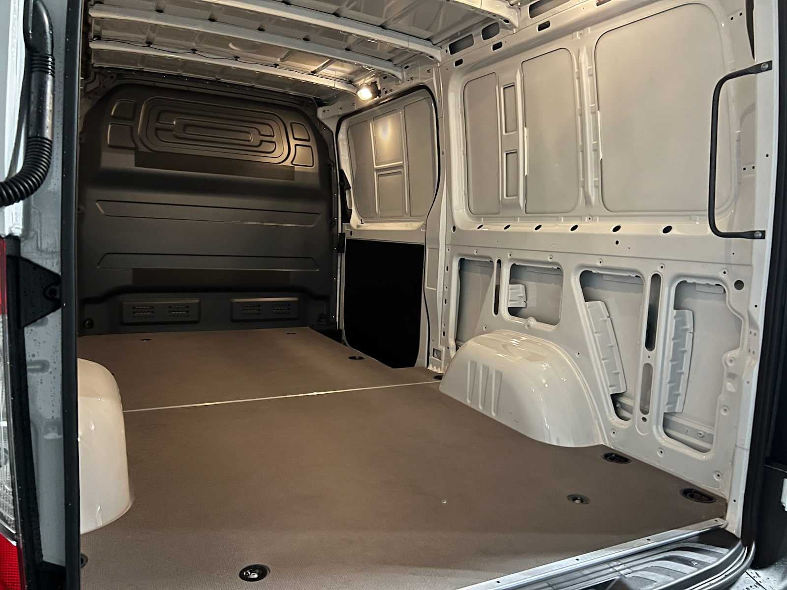 2026 Mercedes-Benz Sprinter 2500 Standard Roof I4 Diesel 144 RWD