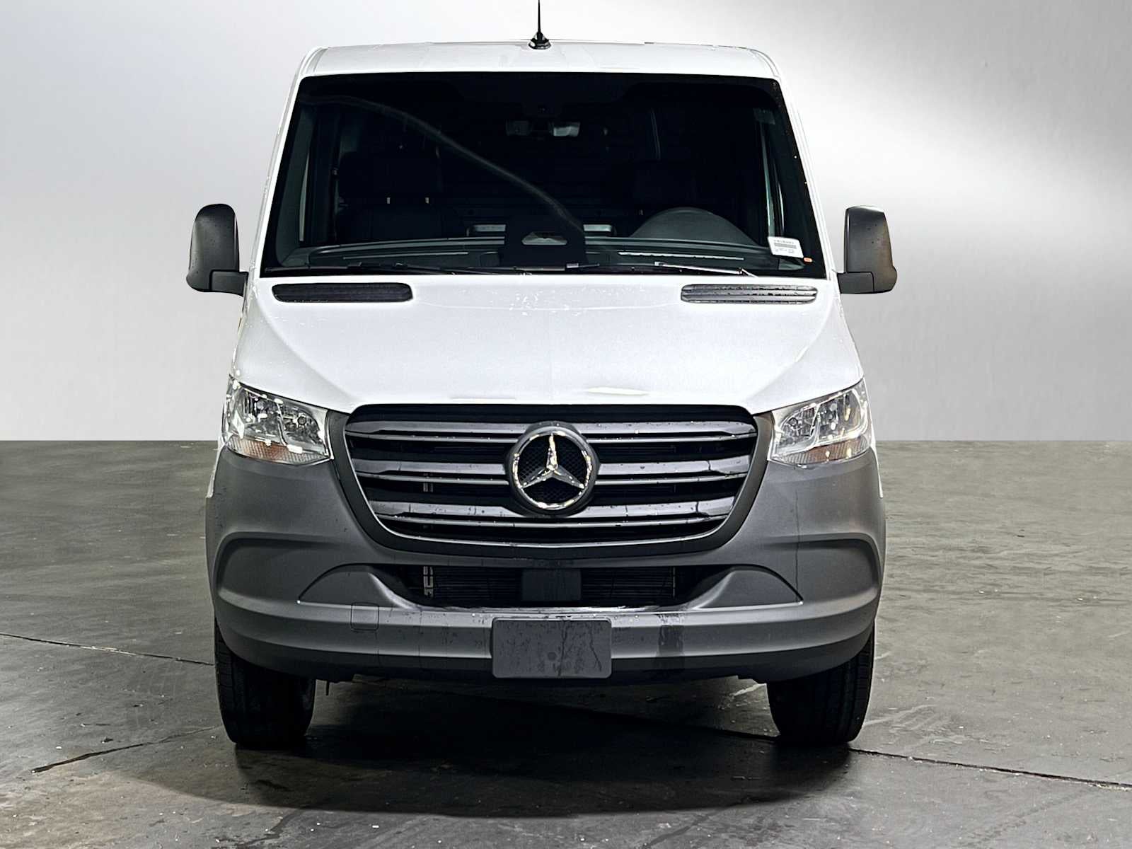 2026 Mercedes-Benz Sprinter 2500 Standard Roof I4 Diesel 144 RWD