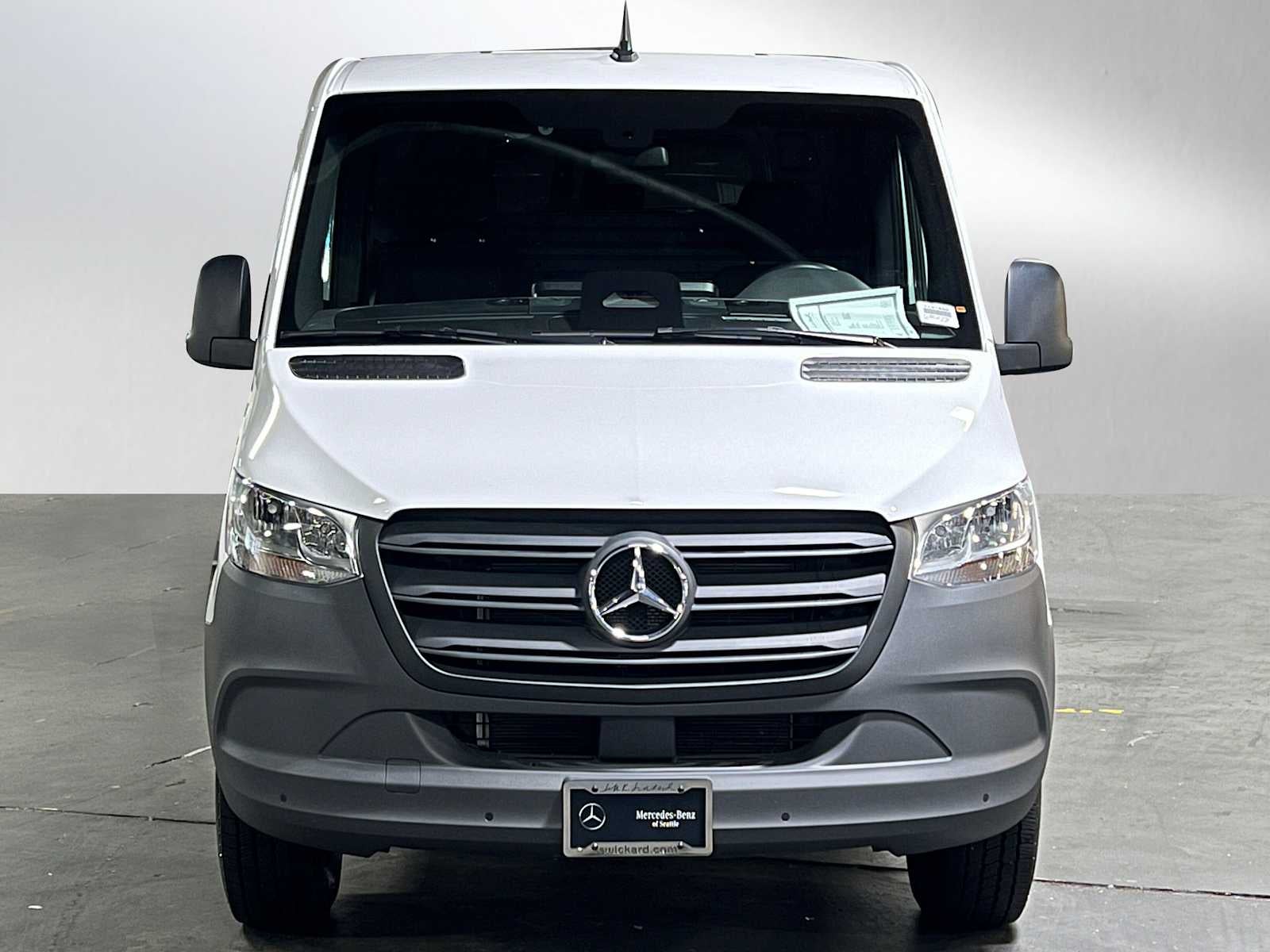 2025 Mercedes-Benz Sprinter Cargo Van 2500 Standard Roof I4 Diesel 144" RWD