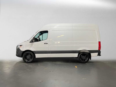 2026 Mercedes-Benz Sprinter 2500 Standard Roof I4 Diesel 144 RWD