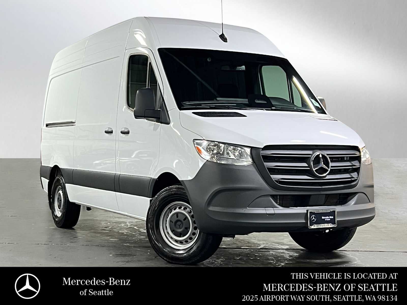 2025 Mercedes-Benz Sprinter Cargo Van 2500 Standard Roof I4 Diesel 144 RWD