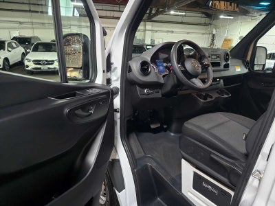 2025 Mercedes-Benz Sprinter Cargo Van 2500 Standard Roof I4 Diesel 144 RWD