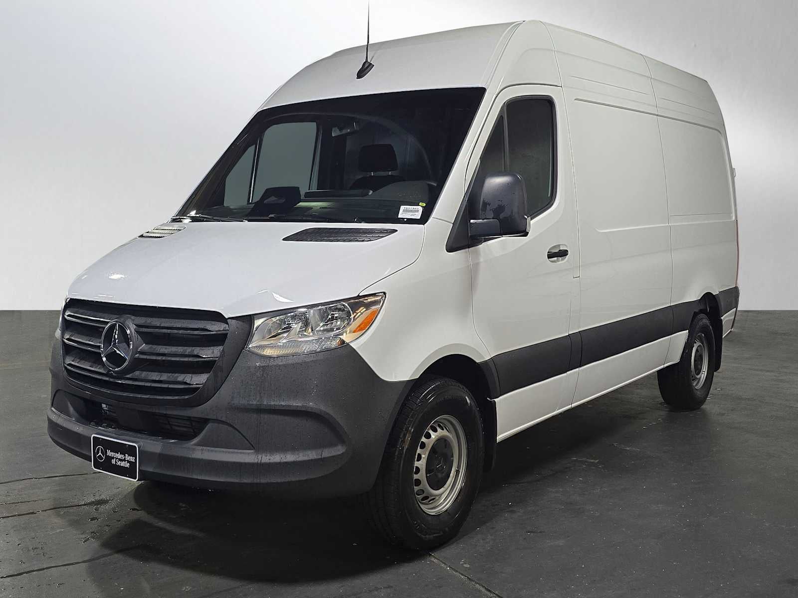2025 Mercedes-Benz Sprinter Cargo Van 2500 Standard Roof I4 Diesel 144 RWD