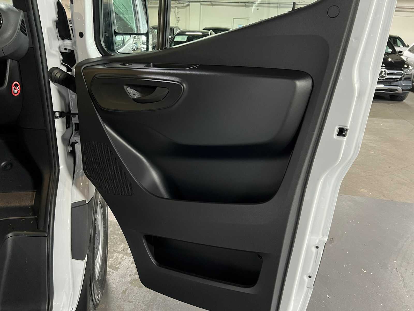 2026 Mercedes-Benz Sprinter 2500 Standard Roof I4 Diesel 144 RWD