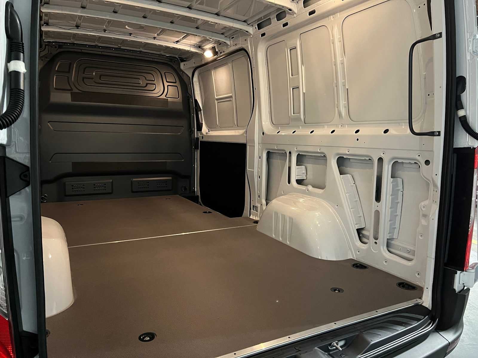 2026 Mercedes-Benz Sprinter 2500 Standard Roof I4 Diesel 144 RWD