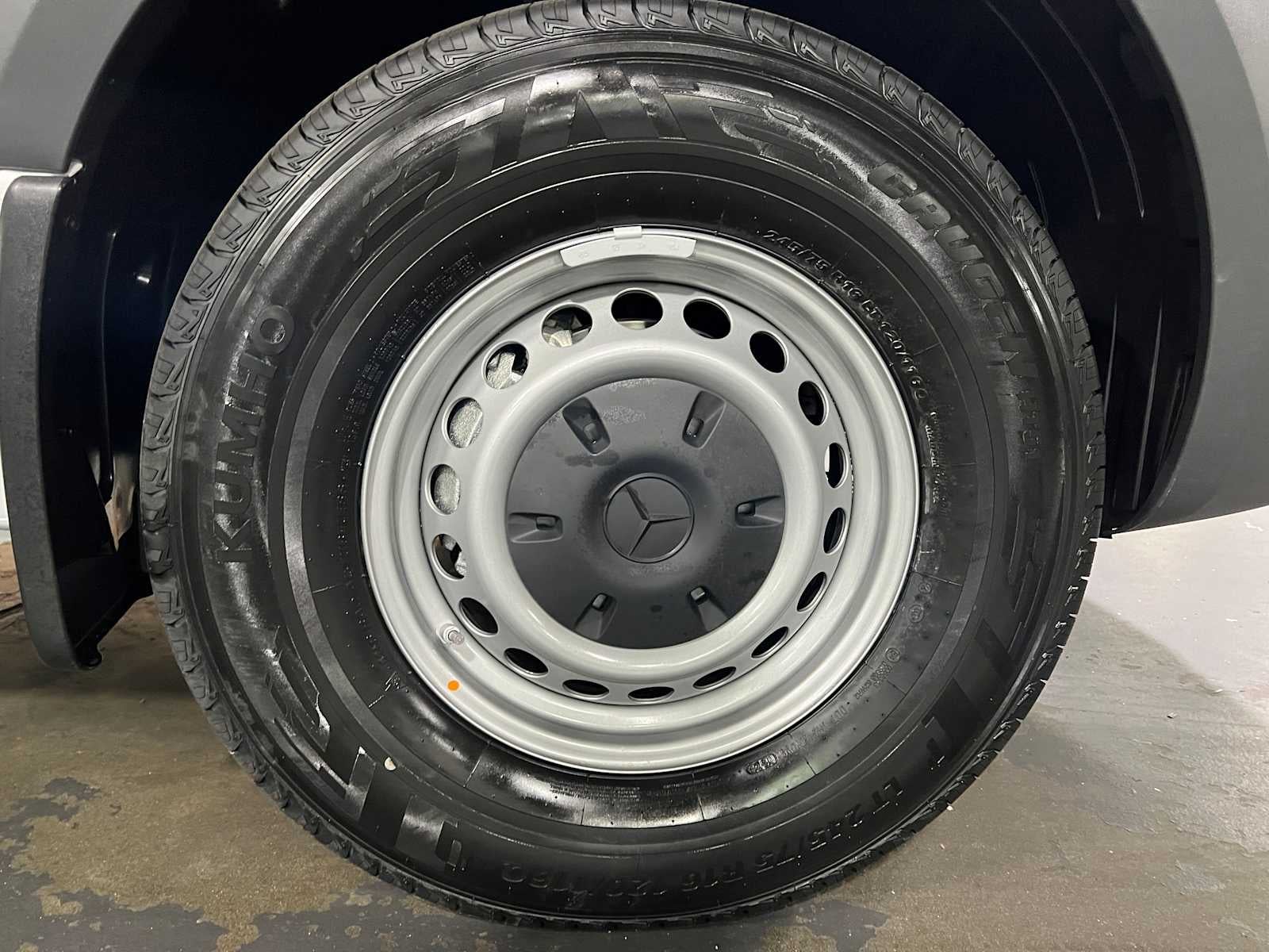 2026 Mercedes-Benz Sprinter 2500 Standard Roof I4 Diesel 144 RWD