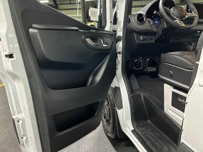 2026 Mercedes-Benz Sprinter 2500 Standard Roof I4 Diesel 144 RWD