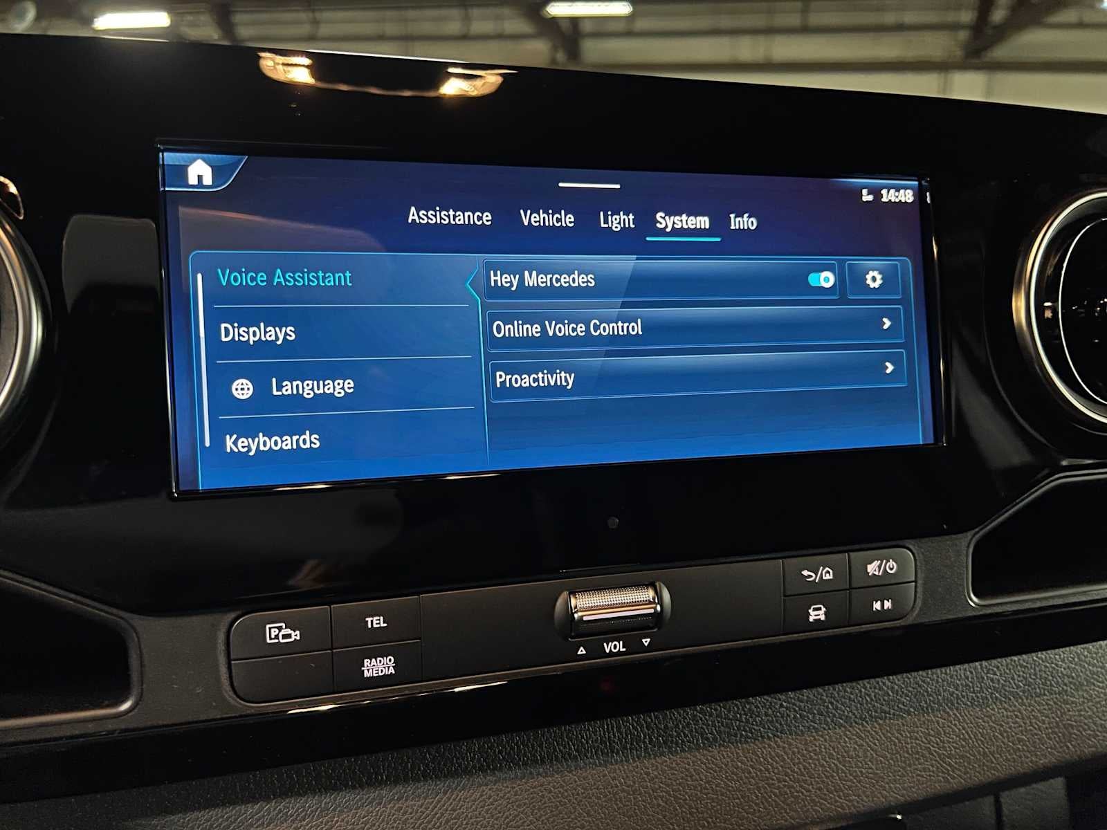 2026 Mercedes-Benz Sprinter 2500 Standard Roof I4 Diesel 144 RWD