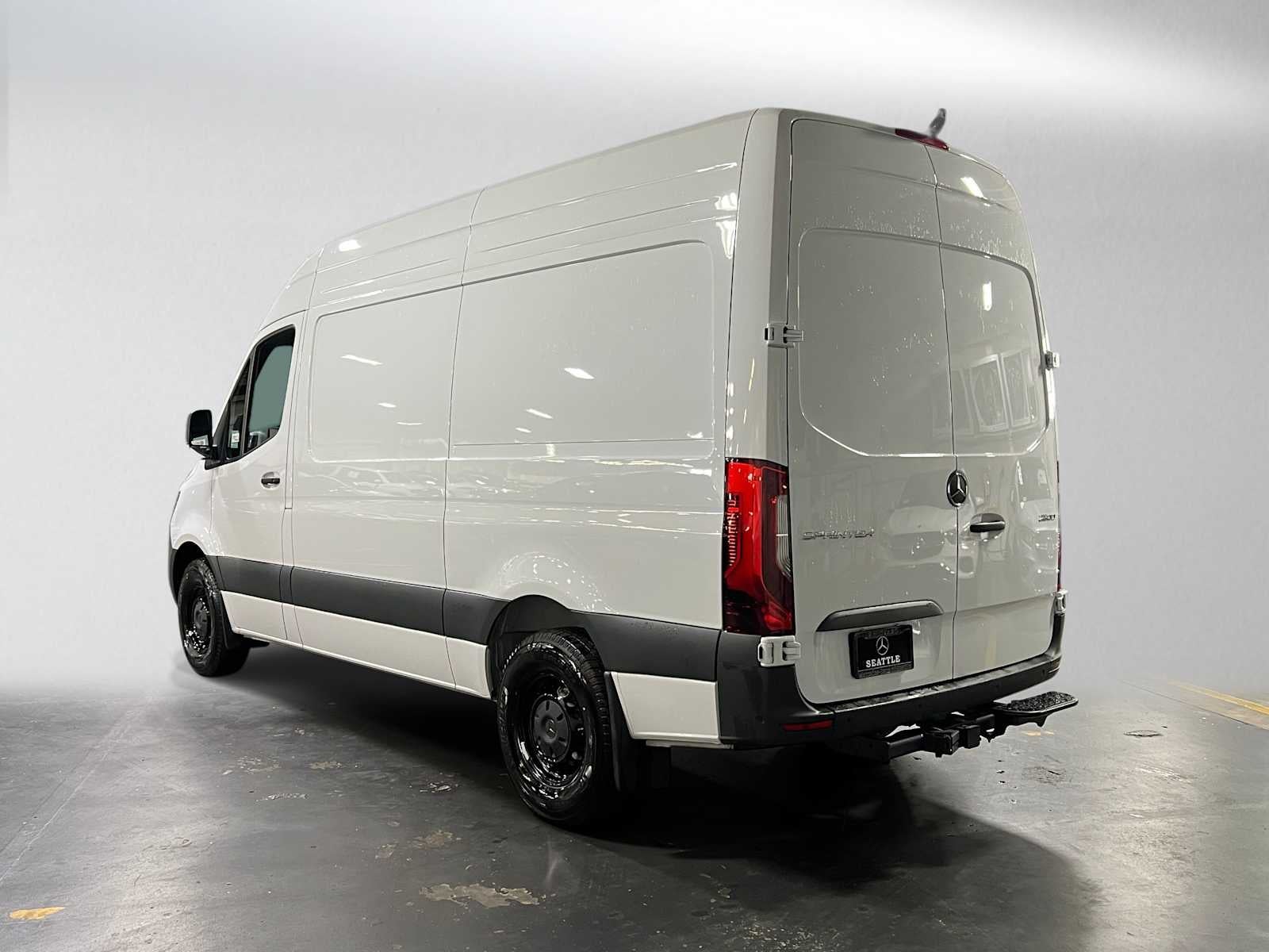 2026 Mercedes-Benz Sprinter 2500 Standard Roof I4 Diesel 144 RWD