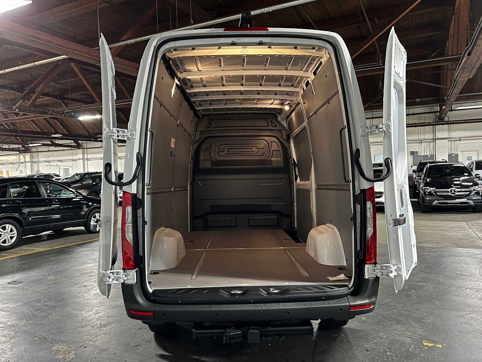2026 Mercedes-Benz Sprinter 2500 Standard Roof I4 Diesel 144 RWD