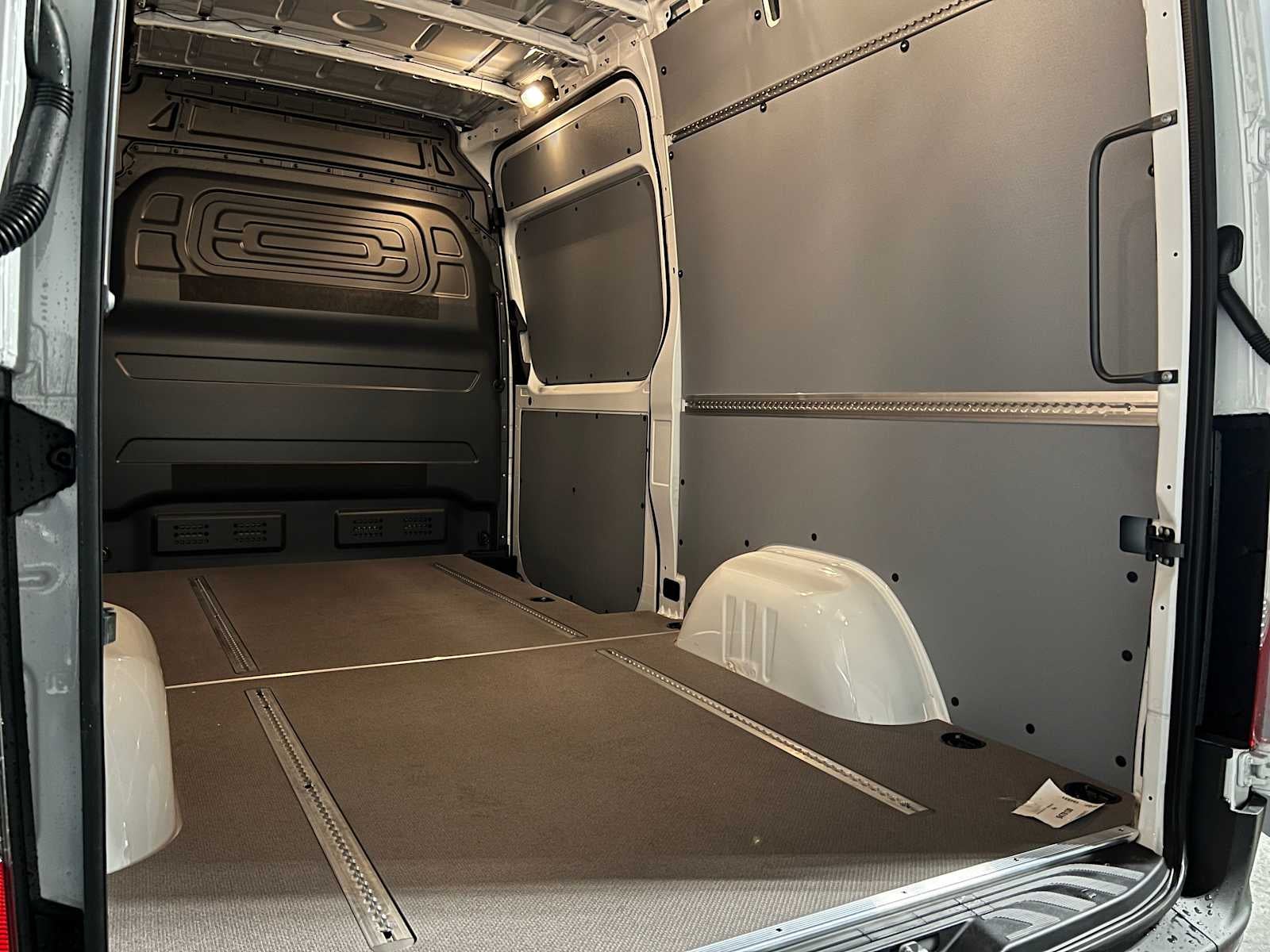 2026 Mercedes-Benz Sprinter 2500 Standard Roof I4 Diesel 144 RWD