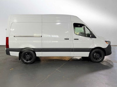 2026 Mercedes-Benz Sprinter 2500 Standard Roof I4 Diesel 144 RWD
