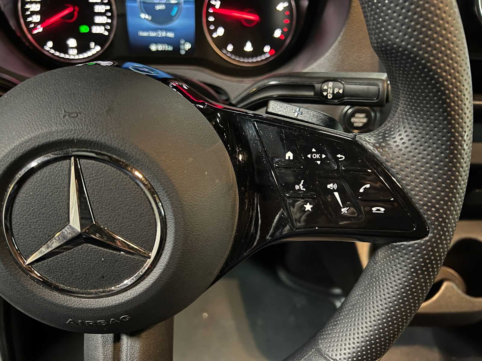 2025 Mercedes-Benz Sprinter Cargo Van 2500 Standard Roof I4 Diesel 144" RWD