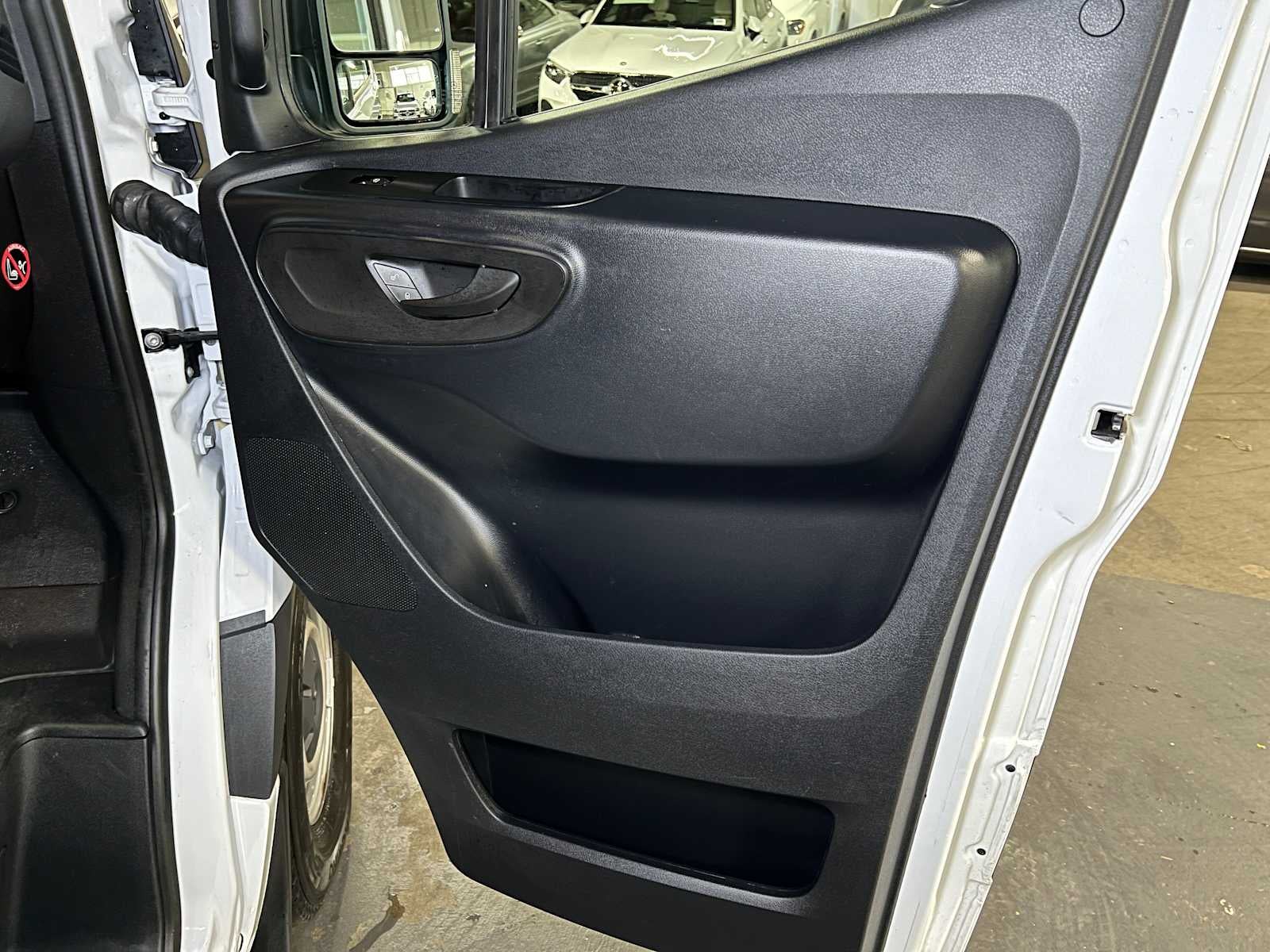 2025 Mercedes-Benz Sprinter Cargo Van 2500 Standard Roof I4 Diesel 144 RWD