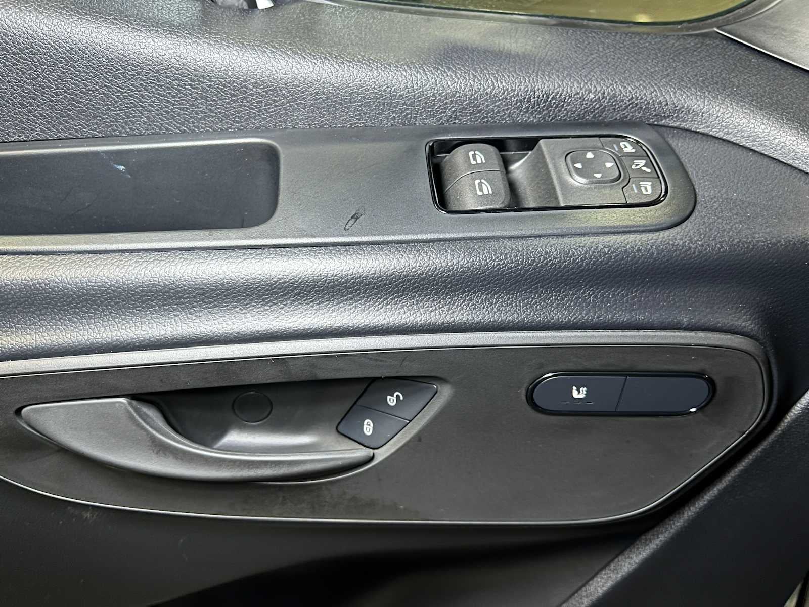 2025 Mercedes-Benz Sprinter Cargo Van 2500 Standard Roof I4 Diesel 144" RWD