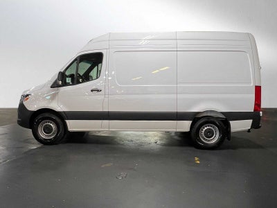 2025 Mercedes-Benz Sprinter Cargo Van 2500 Standard Roof I4 Diesel 144" RWD