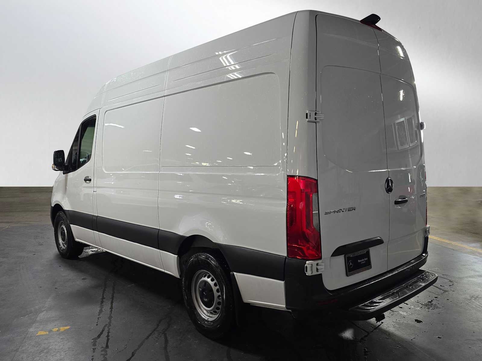2025 Mercedes-Benz Sprinter Cargo Van 2500 Standard Roof I4 Diesel 144 RWD