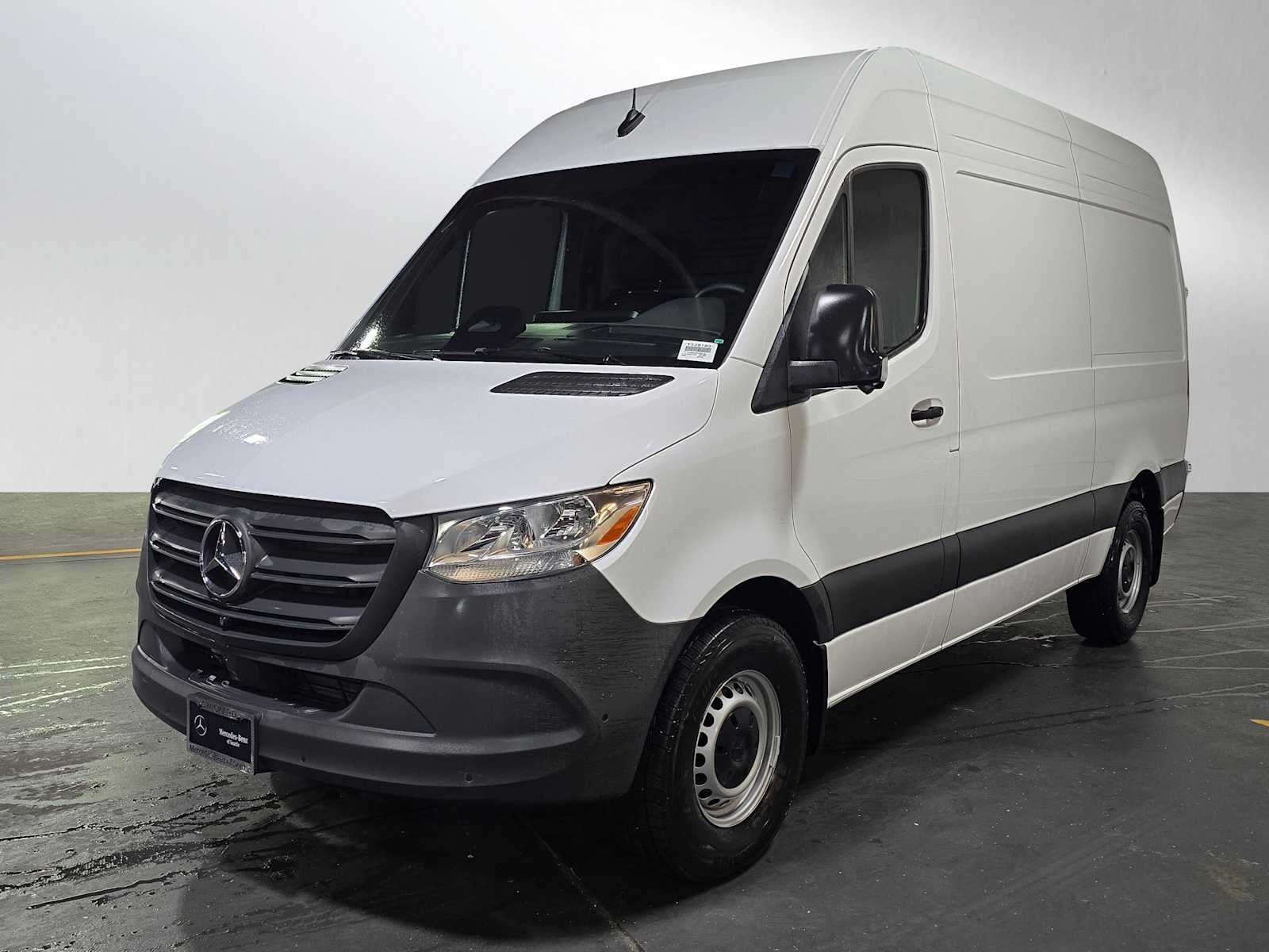 2025 Mercedes-Benz Sprinter Cargo Van 2500 Standard Roof I4 Diesel 144 RWD