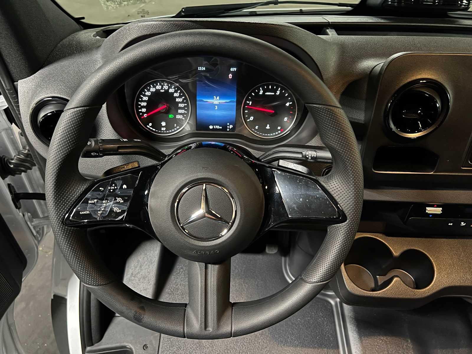 2026 Mercedes-Benz Sprinter 2500 Standard Roof I4 Diesel 144 RWD