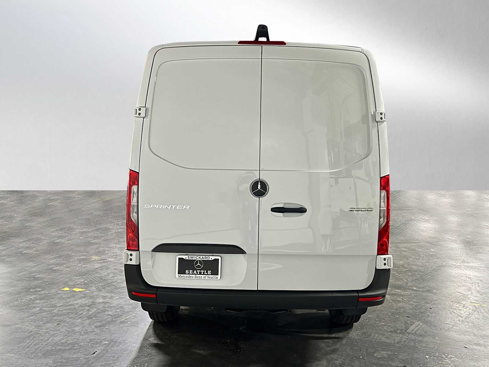 2026 Mercedes-Benz Sprinter 2500 Standard Roof I4 Diesel 144 RWD