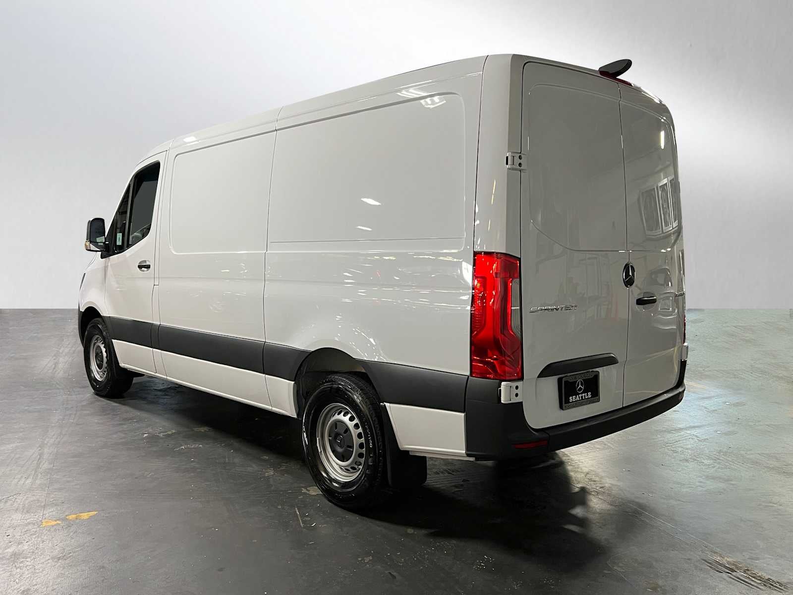 2026 Mercedes-Benz Sprinter 2500 Standard Roof I4 Diesel 144 RWD