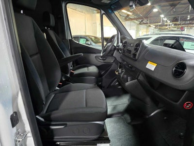 2025 Mercedes-Benz Sprinter Cargo Van 2500 Standard Roof I4 Diesel 144 RWD
