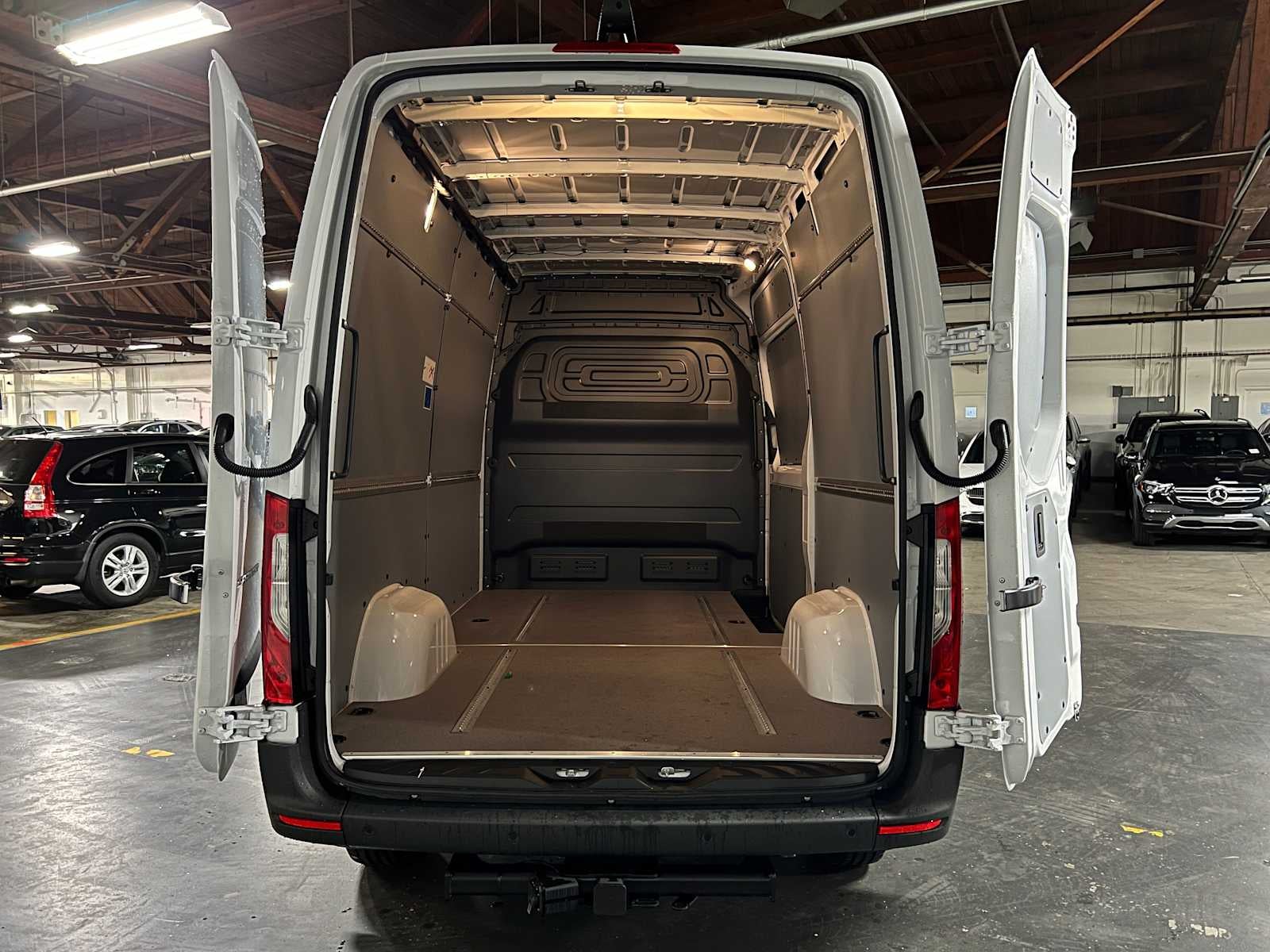 2026 Mercedes-Benz Sprinter 2500 Standard Roof I4 Diesel 144 RWD