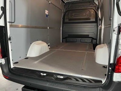 2026 Mercedes-Benz Sprinter 2500 Standard Roof I4 Diesel 144 RWD