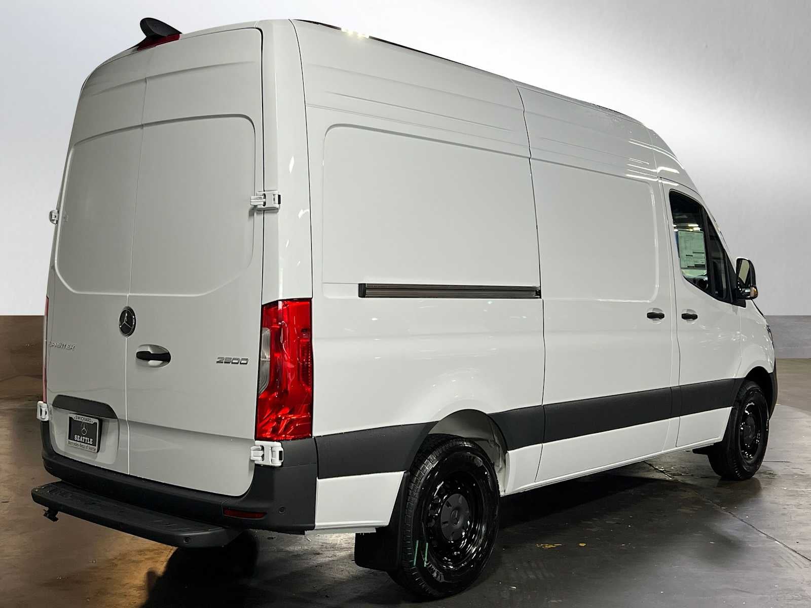 2026 Mercedes-Benz Sprinter 2500 Standard Roof I4 Diesel 144 RWD
