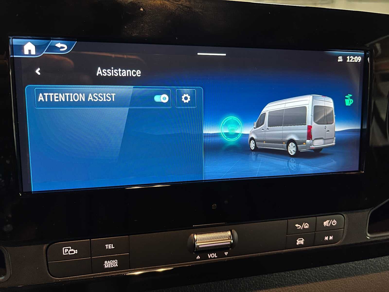 2026 Mercedes-Benz Sprinter 2500 Standard Roof I4 Diesel 144 RWD
