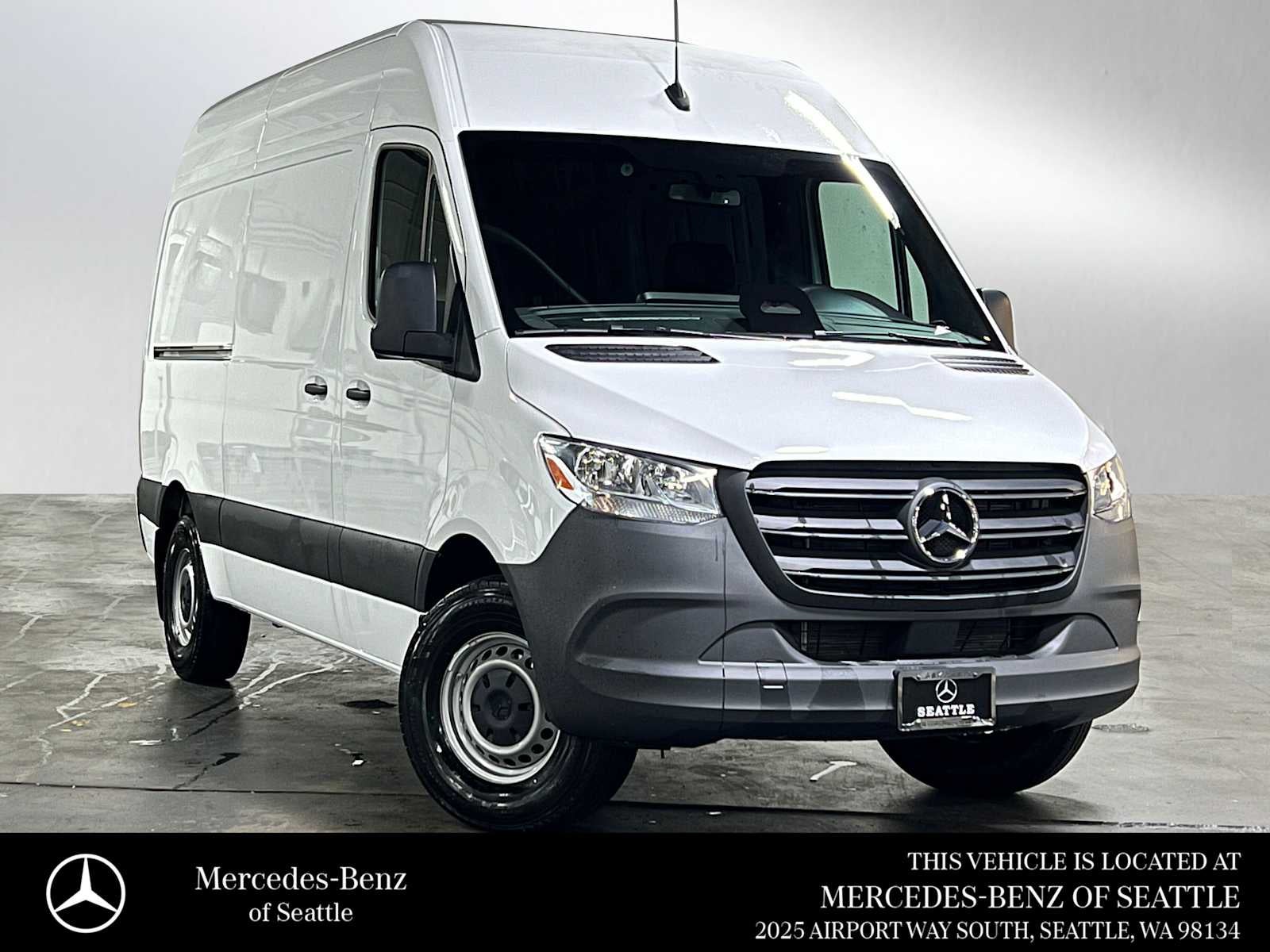 2025 Mercedes-Benz Sprinter Cargo Van 2500 Standard Roof I4 Diesel 144 RWD