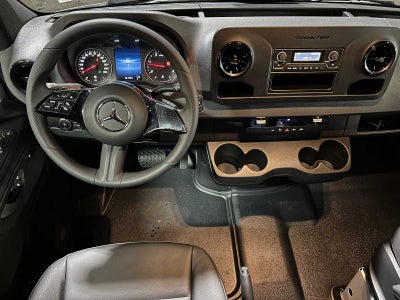 2026 Mercedes-Benz Sprinter 2500 Standard Roof I4 Diesel 144 RWD