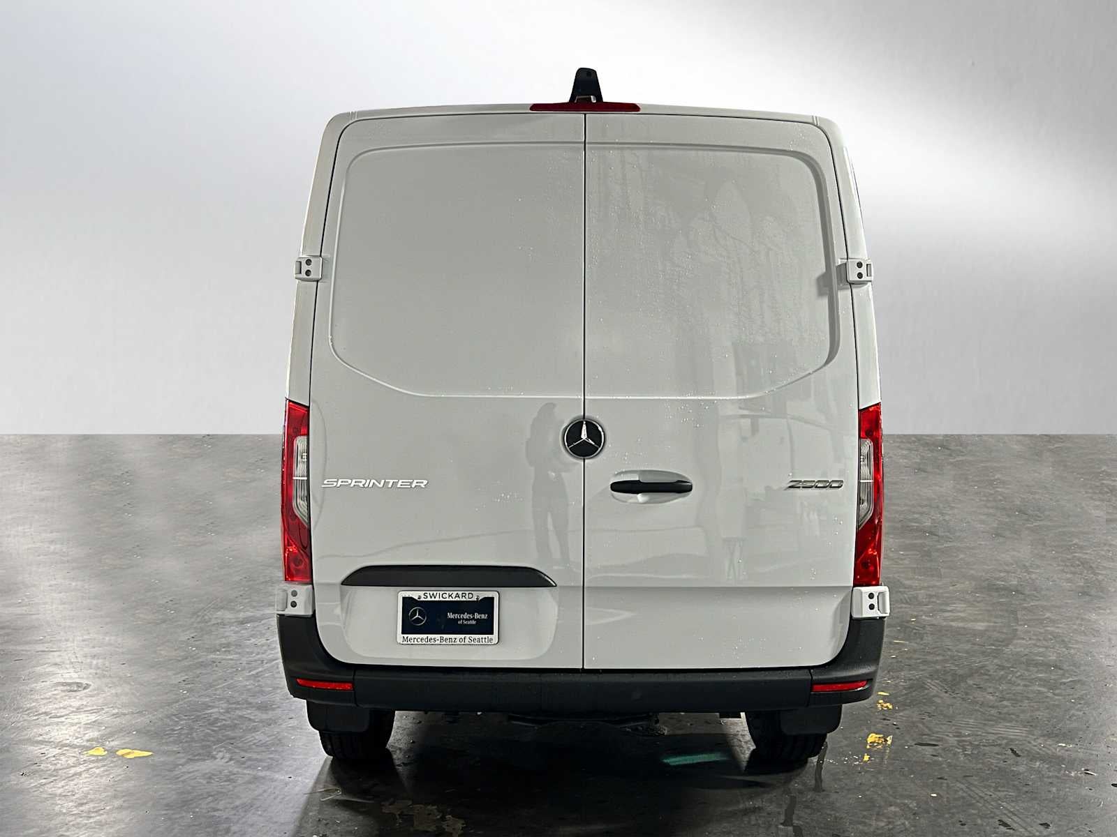 2026 Mercedes-Benz Sprinter 2500 Standard Roof I4 Diesel 144 RWD
