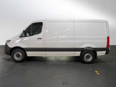 2026 Mercedes-Benz Sprinter 2500 Standard Roof I4 Diesel 144 RWD