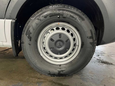 2026 Mercedes-Benz Sprinter 2500 Standard Roof I4 Diesel 144 RWD