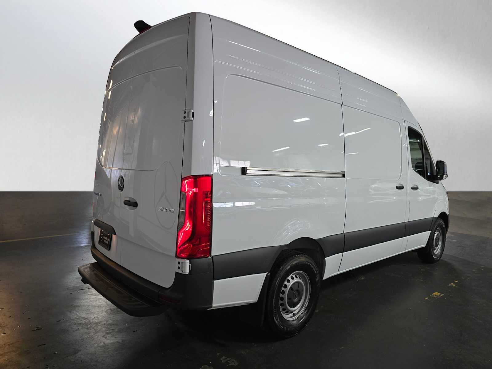 2025 Mercedes-Benz Sprinter Cargo Van 2500 Standard Roof I4 Diesel 144 RWD