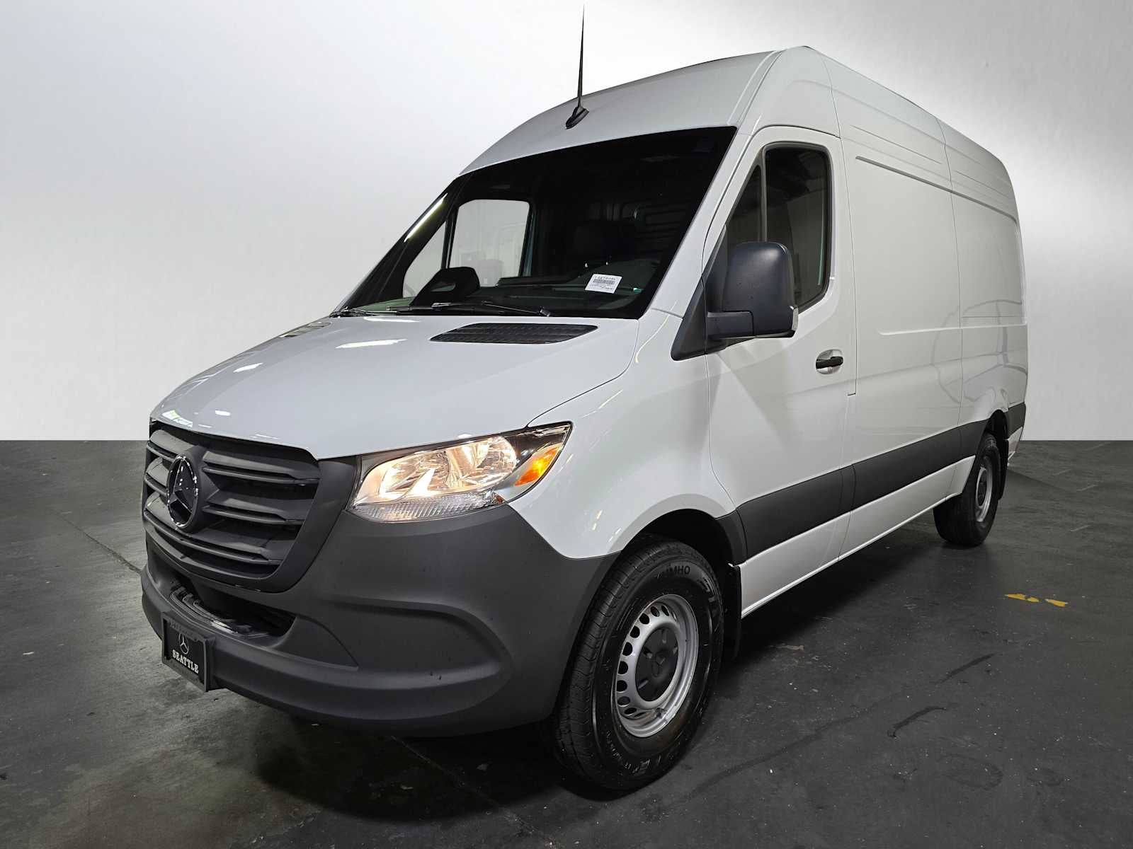 2025 Mercedes-Benz Sprinter Cargo Van 2500 Standard Roof I4 Diesel 144 RWD