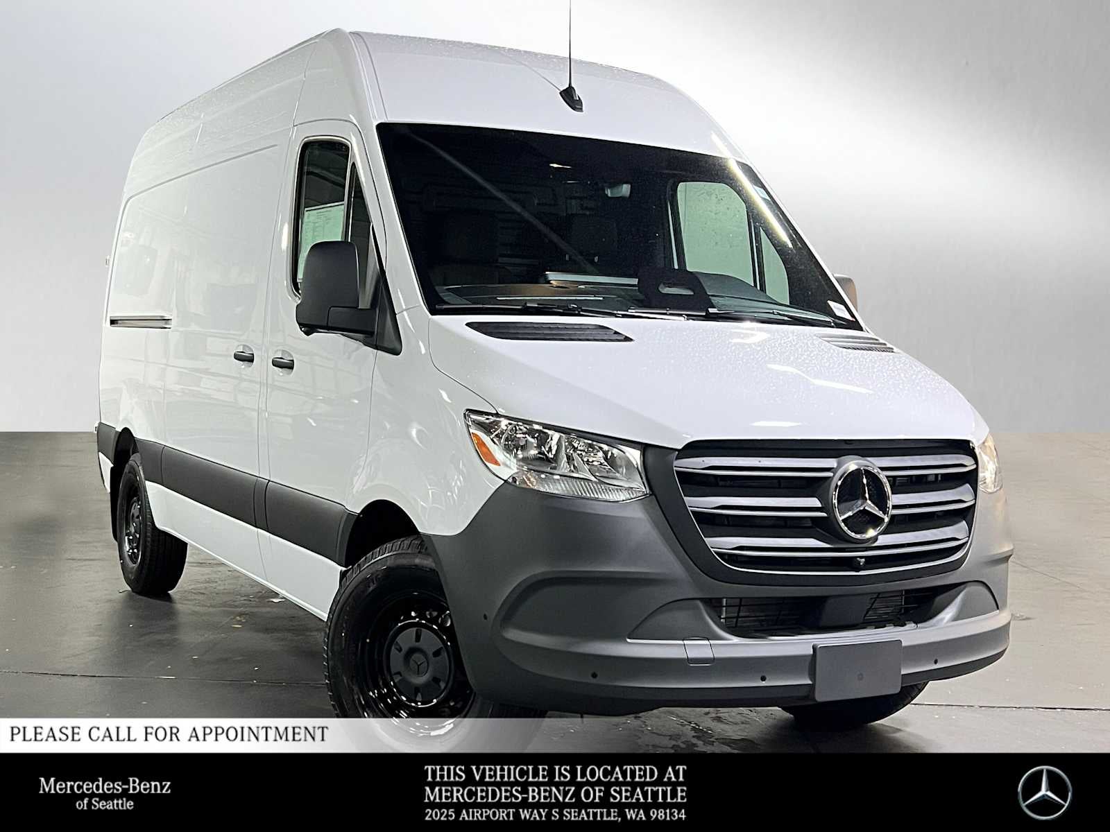 2026 Mercedes-Benz Sprinter 2500 Standard Roof I4 Diesel 144 RWD