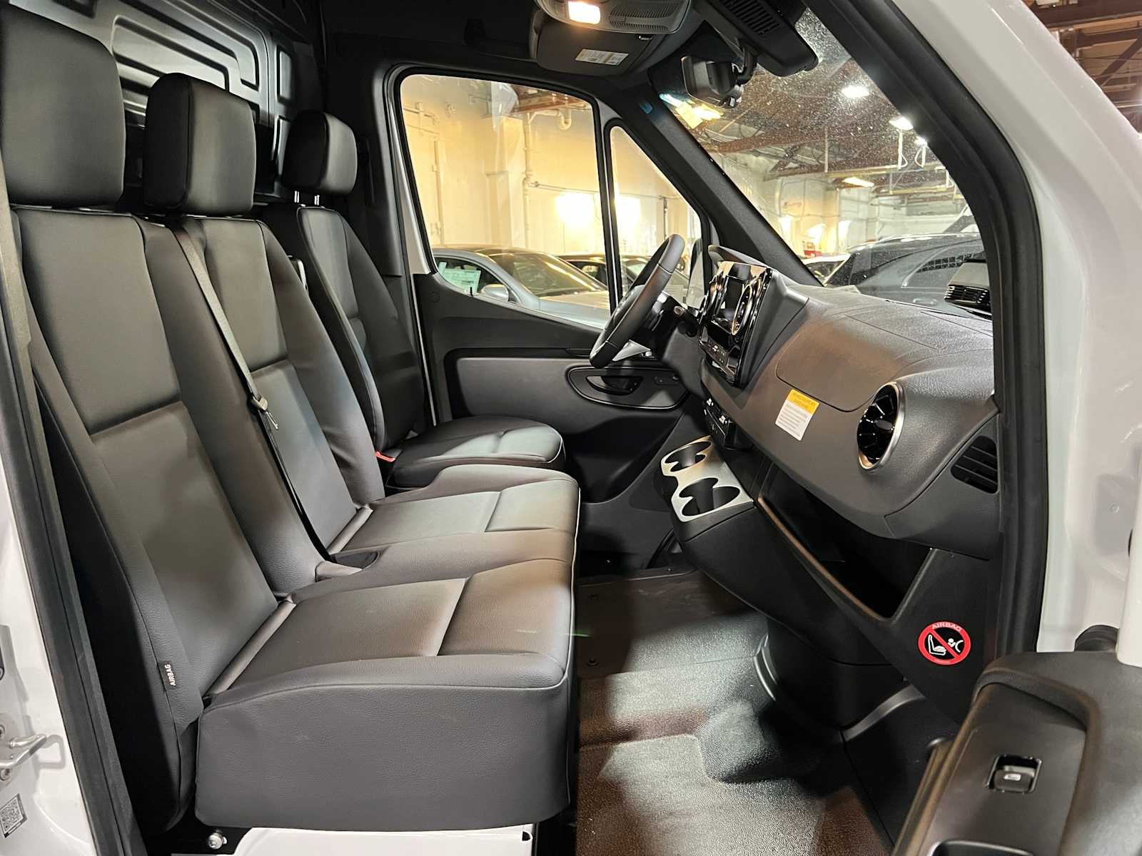2026 Mercedes-Benz Sprinter 2500 Standard Roof I4 Diesel 144 RWD