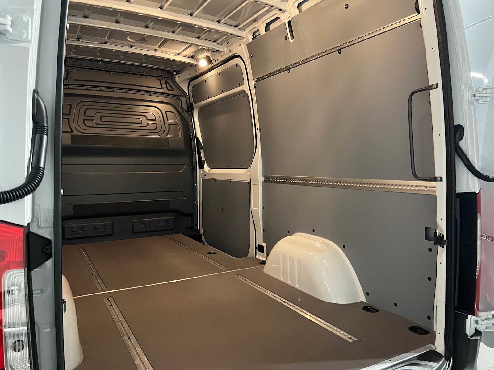 2026 Mercedes-Benz Sprinter 2500 Standard Roof I4 Diesel 144 RWD