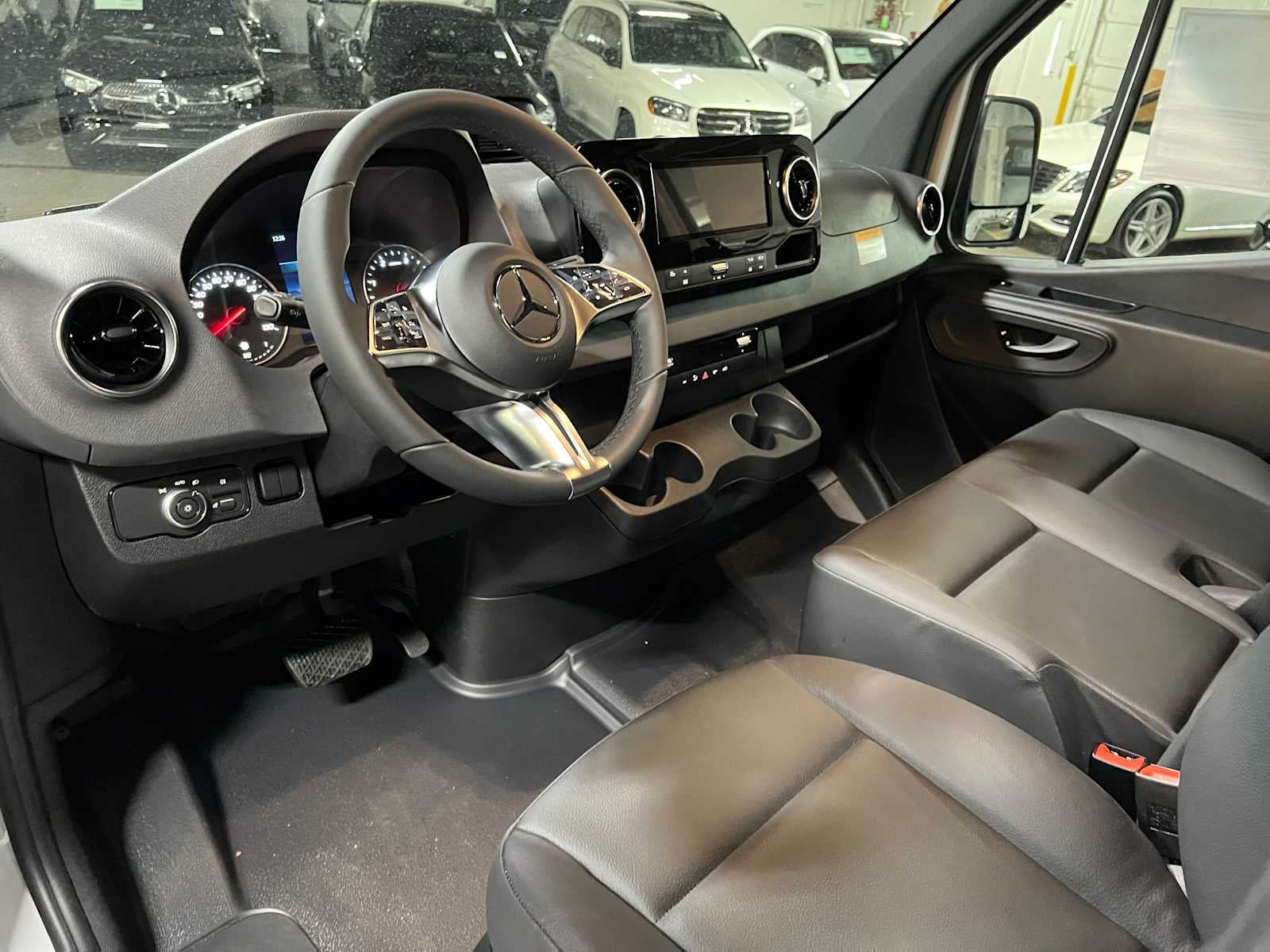 2026 Mercedes-Benz Sprinter 2500 Standard Roof I4 Diesel 144 RWD