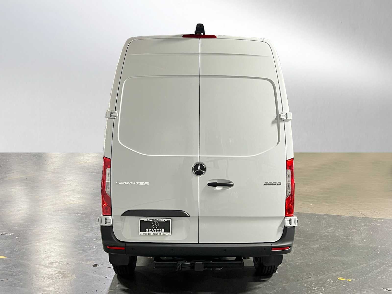 2026 Mercedes-Benz Sprinter 2500 Standard Roof I4 Diesel 144 RWD