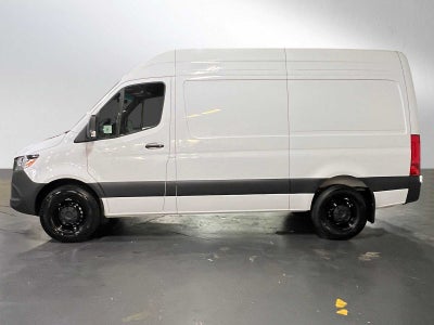 2026 Mercedes-Benz Sprinter 2500 Standard Roof I4 Diesel 144 RWD
