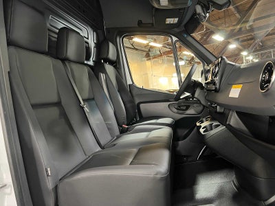 2026 Mercedes-Benz Sprinter 2500 Standard Roof I4 Diesel 144 RWD